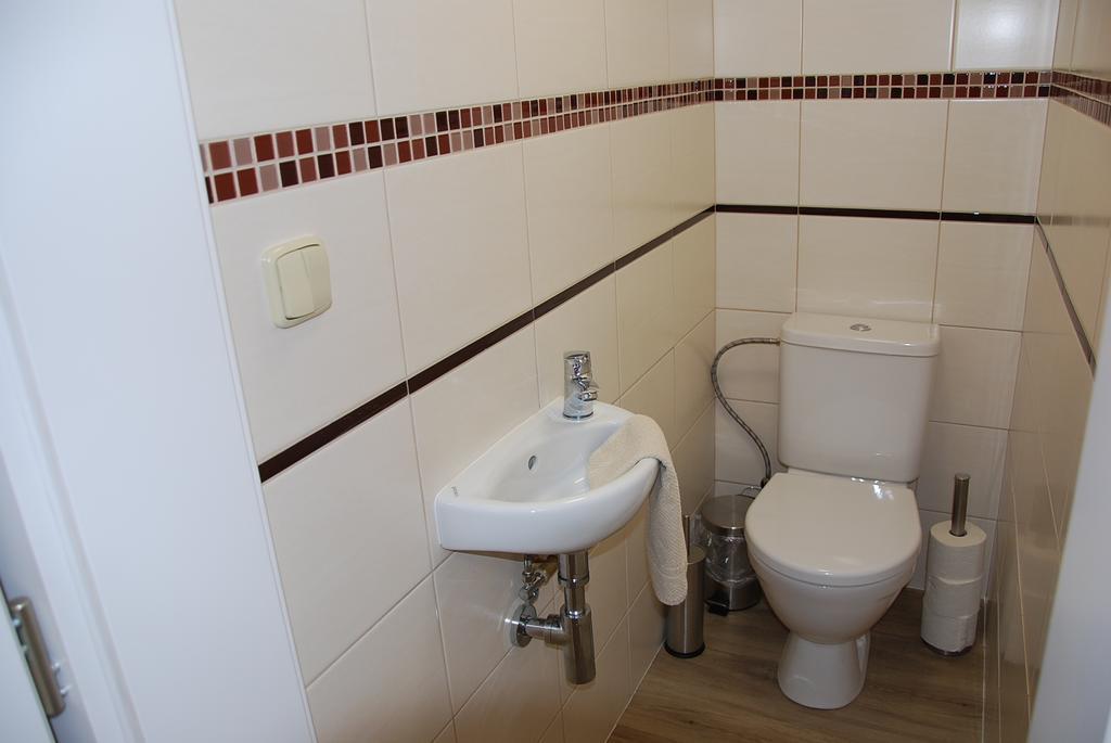 Apartment Ptaci Dum Sneznik Luaran gambar